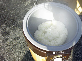 24年度越冬支援 餅つき器の写真